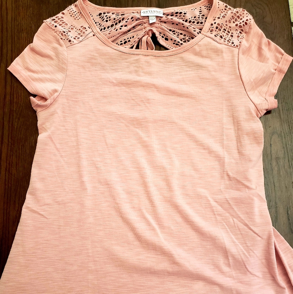 SHYANNE blush pink top